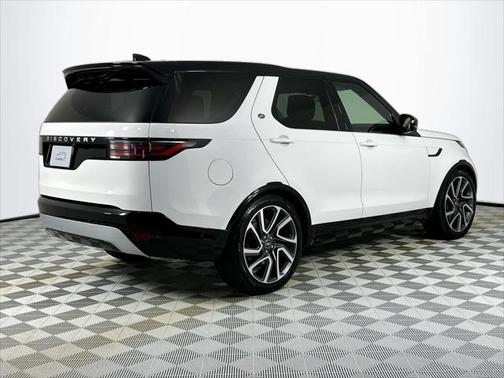 2025 Land Rover Discovery P360 Metropolitan Edition