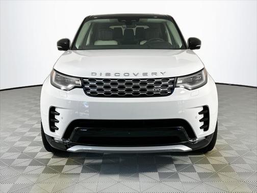 2025 Land Rover Discovery P360 Metropolitan Edition