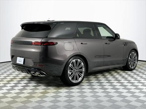 2025 Land Rover Range Rover Sport SE