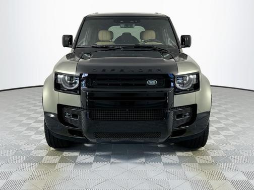 2025 Land Rover Defender 110 P400 X