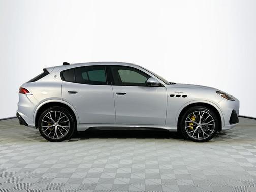 2024 Maserati Grecale Trofeo