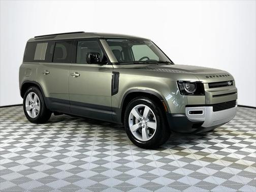 2025 Land Rover Defender 110 P400 S