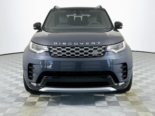 2026 Land Rover Discovery Gemini Edition