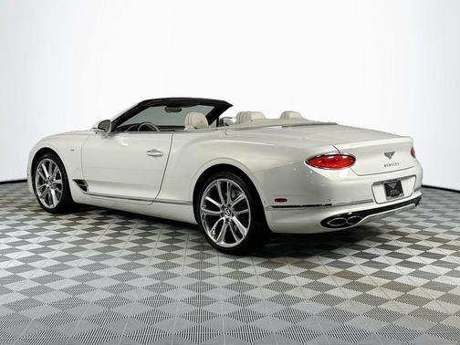 2022 Bentley Continental GT V8