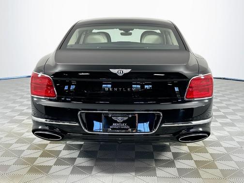 2026 Bentley Flying Spur Base