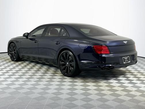 2022 Bentley Flying Spur Hybrid 