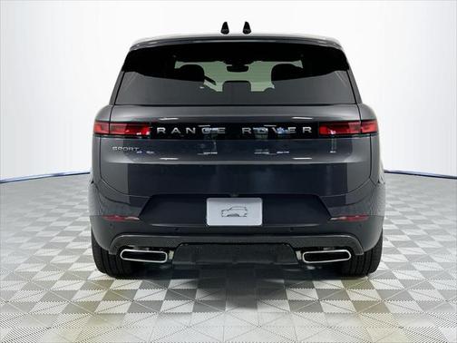 2025 Land Rover Range Rover Sport SE