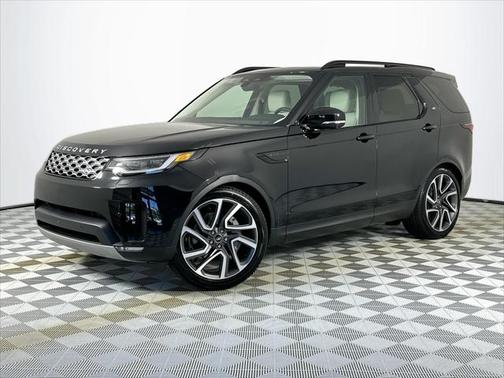 2025 Land Rover Discovery P300 S