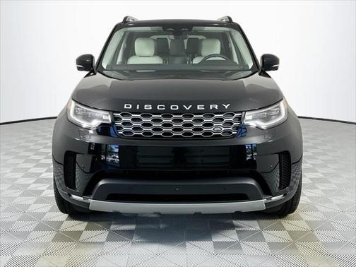 2025 Land Rover Discovery P300 S