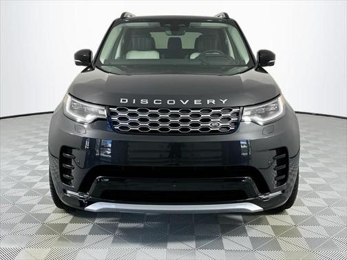 2025 Land Rover Discovery P360 Metropolitan Edition