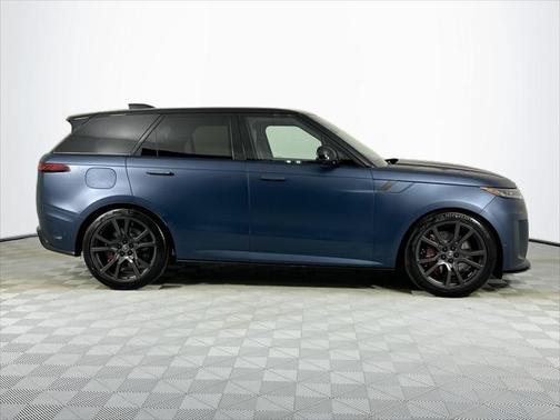 2025 Land Rover Range Rover Sport P635 SV Edition Two