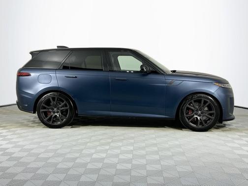 2025 Land Rover Range Rover Sport P635 SV Edition Two