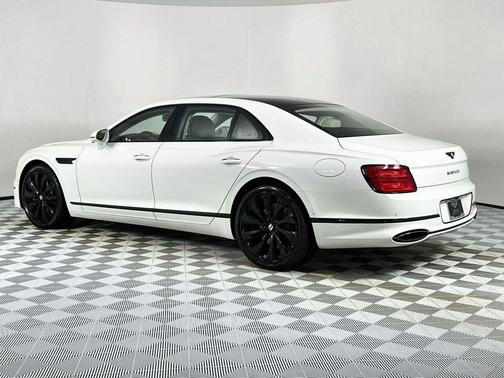 Glacier White 2026 Bentley Flying Spur Base