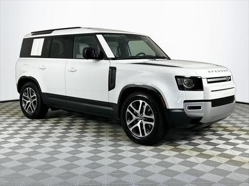 2025 Land Rover Defender 110 P400 S