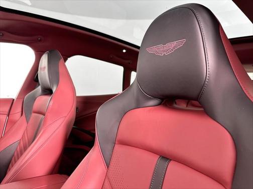 2024 Aston Martin DBX 707