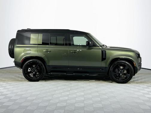 2026 Land Rover Defender P400 X-Dynamic SE
