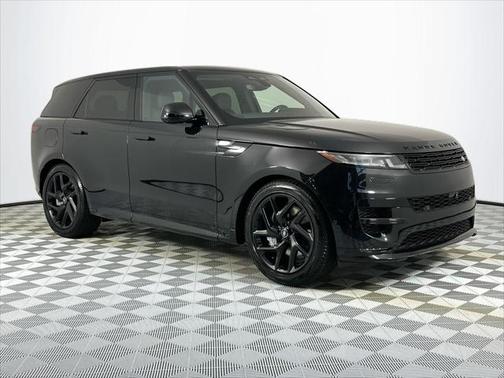 2025 Land Rover Range Rover Sport SE