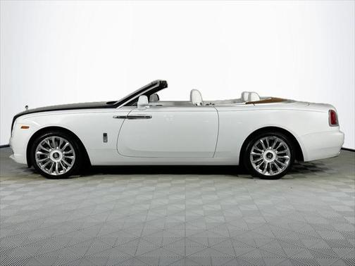 2019 Rolls-Royce Dawn Base