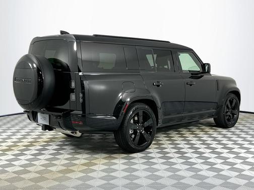 Santorini Black 2026 Land Rover Defender X-Dynamic SE