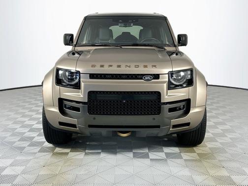 2025 Land Rover Defender P635 OCTA