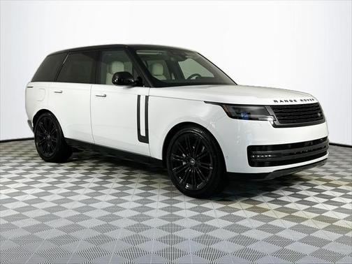 2025 Land Rover Range Rover P400 SE