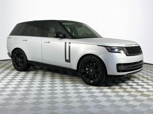 2025 Land Rover Range Rover P400 SE