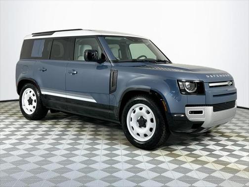 2025 Land Rover Defender 110 P300