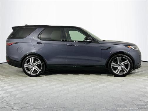 2024 Land Rover Discovery P360 Dynamic SE