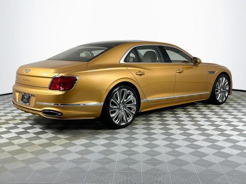 2026 Bentley Flying Spur Base