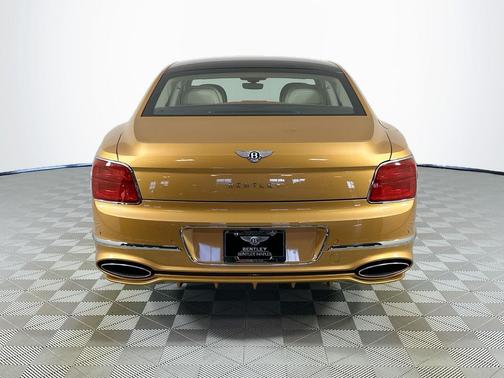 2026 Bentley Flying Spur Base