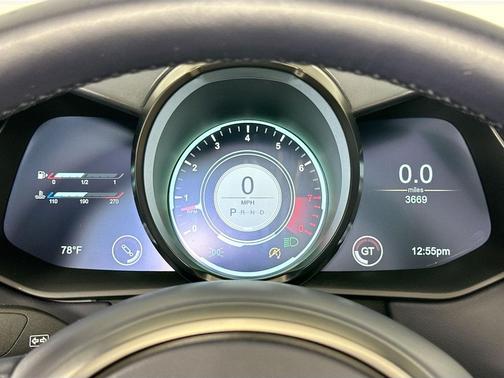 2022 Aston Martin DBS Superleggera Volante