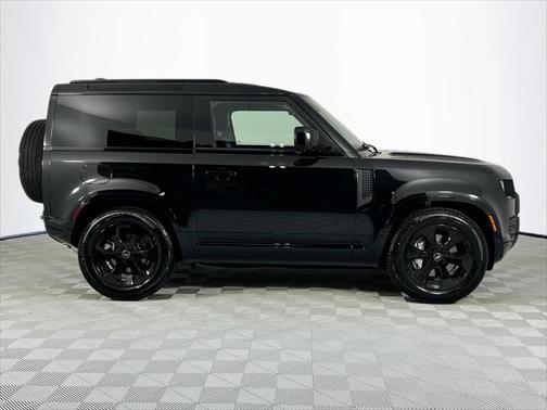 2023 Land Rover Defender 90 X-Dynamic SE