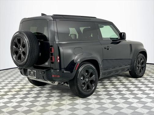 2023 Land Rover Defender 90 X-Dynamic SE