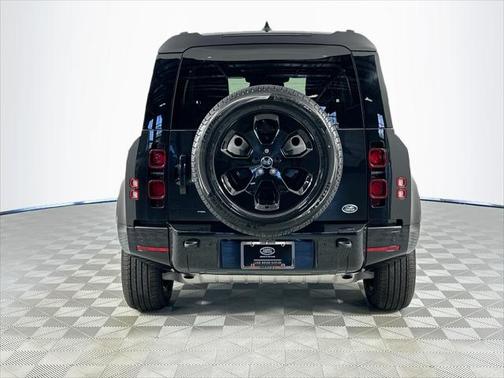 2023 Land Rover Defender 90 X-Dynamic SE
