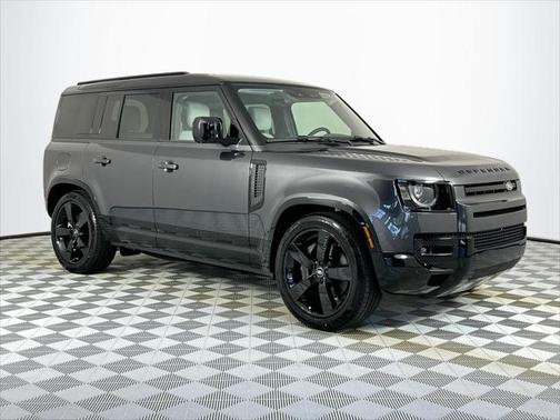 2025 Land Rover Defender 110 P400 X-Dynamic SE