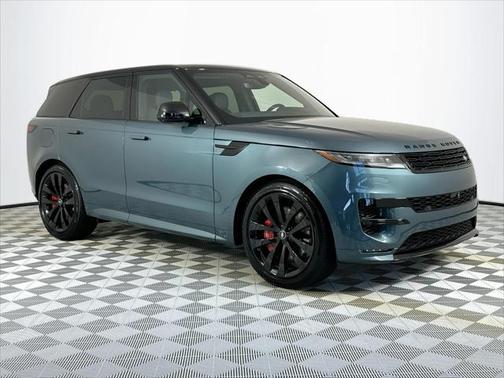 2025 Land Rover Range Rover Sport SE
