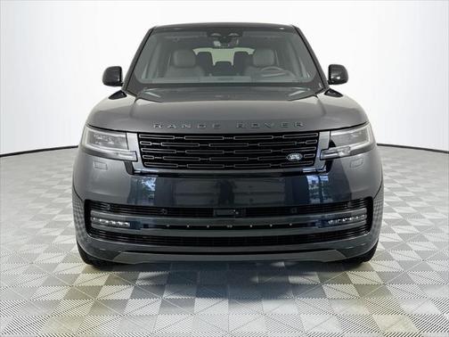 2025 Land Rover Range Rover P530 SE 7 Seat