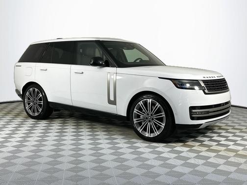 2025 Land Rover Range Rover P530 SE