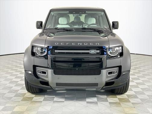 2025 Land Rover Defender V8