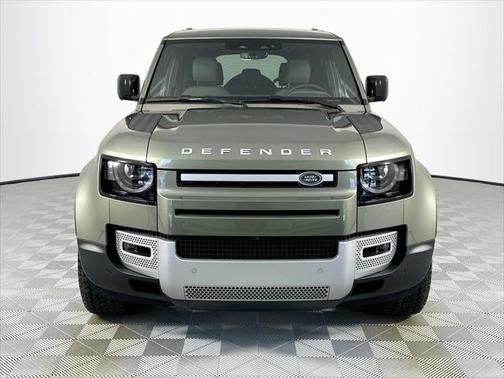 2025 Land Rover Defender 110 P400 S