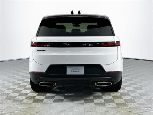 2025 Land Rover Range Rover Sport SE