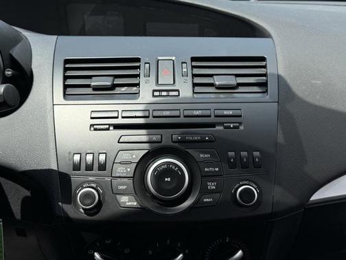2012 Mazda Mazda3 i Touring