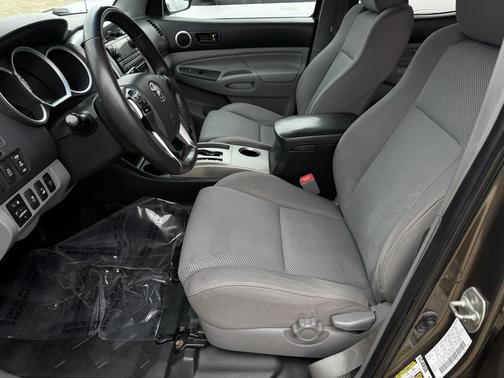 2012 Toyota Tacoma Base