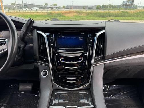 2015 Cadillac Escalade Platinum