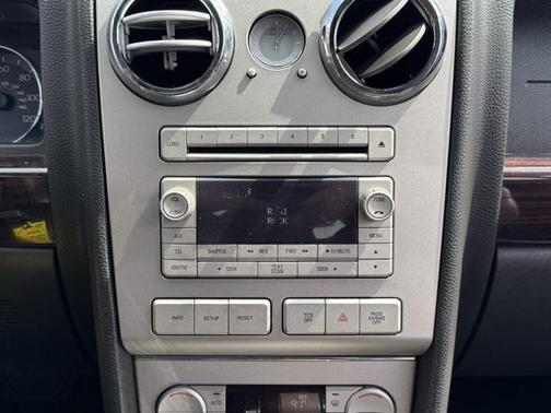 2006 Lincoln Zephyr Base