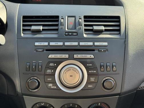 2011 Mazda Mazda3 i Touring