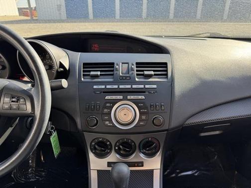 2011 Mazda Mazda3 i Touring