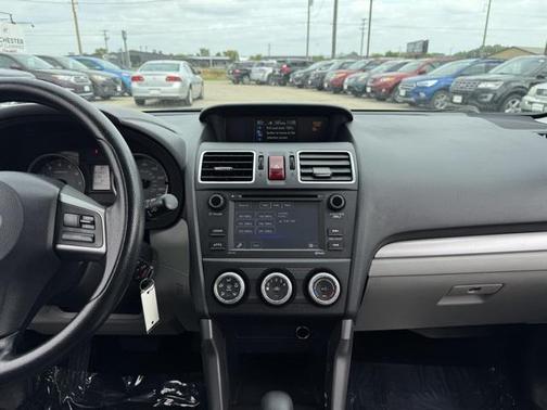 2016 Subaru Forester 2.5i
