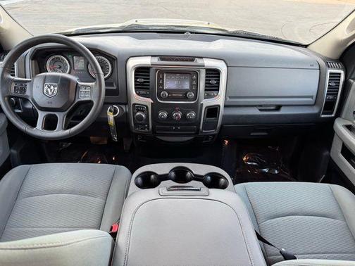 Black Forest Green Pearlcoat 2017 RAM 1500 SLT