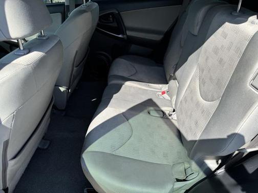 2009 Toyota RAV4 Base